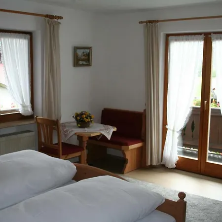 Gaestehaus Sonnenbichl Гостевой дом *