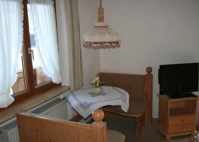Gaestehaus Sonnenbichl 3* Reit im Winkl
